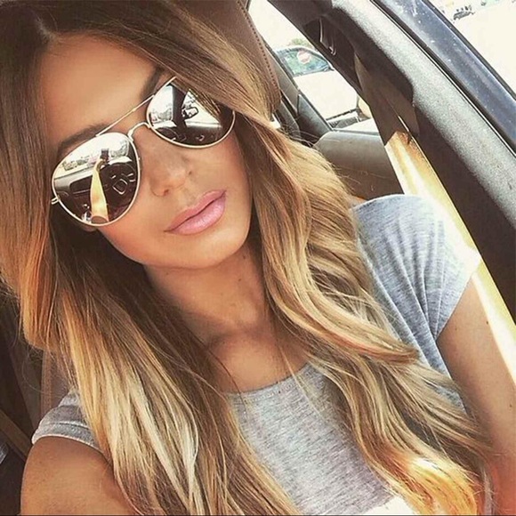 Mirrored Silver Aviator Sunglasses - Picture 2 of 5